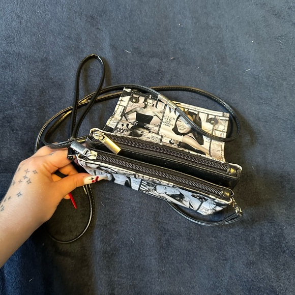 magazine micro purse - Picture 3 of 3